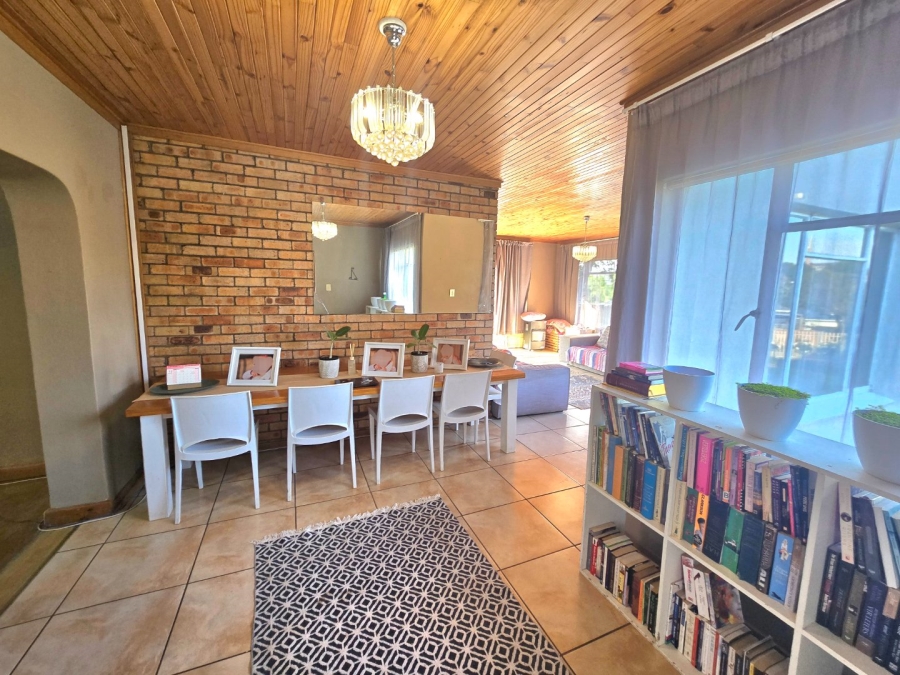 To Let 4 Bedroom Property for Rent in Eureka Free State